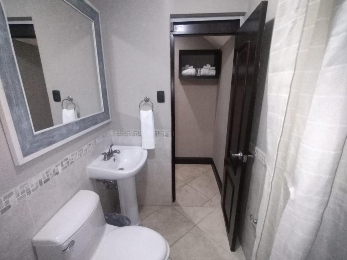 L'Aurora Inn Hostal Guatemala Dış mekan fotoğraf
